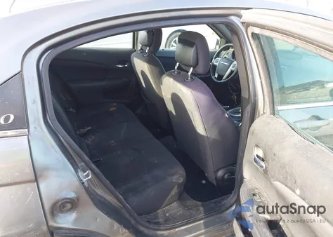 2013 Chrysler 200 Touring из США, поврежденный, VIN 1C3CCBBB4DN726441